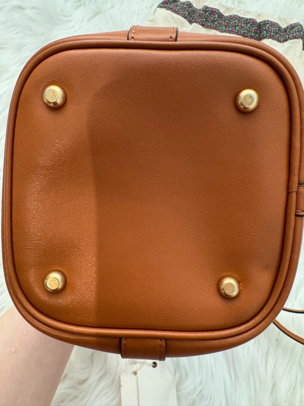 Tory Burch Miller mini bucket bag - Picture 10 of 12